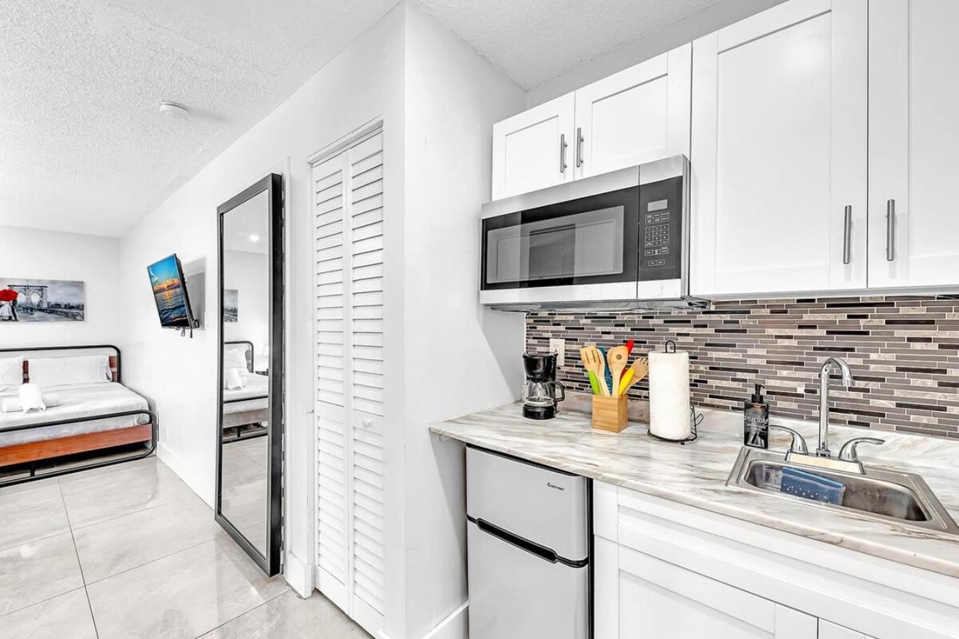 New 2 Bed Studio Close To Beach & Casino Ha04 Hollywood Exteriér fotografie